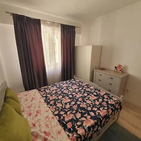 Spatios 76 Mp * Bukarest